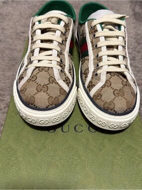 Gucci Beige GG Supreme Canvas Sneakers with Green & Red Web